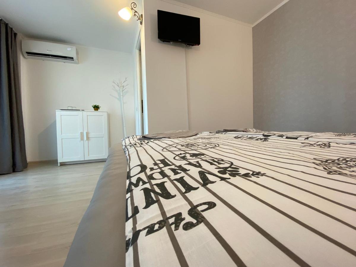 Four Rooms Curtea de Argeş Exterior foto