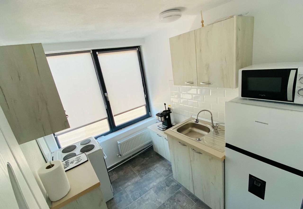 Four Rooms Curtea de Argeş Exterior foto